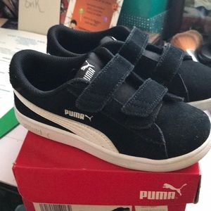 Kids Puma sneakers 10C